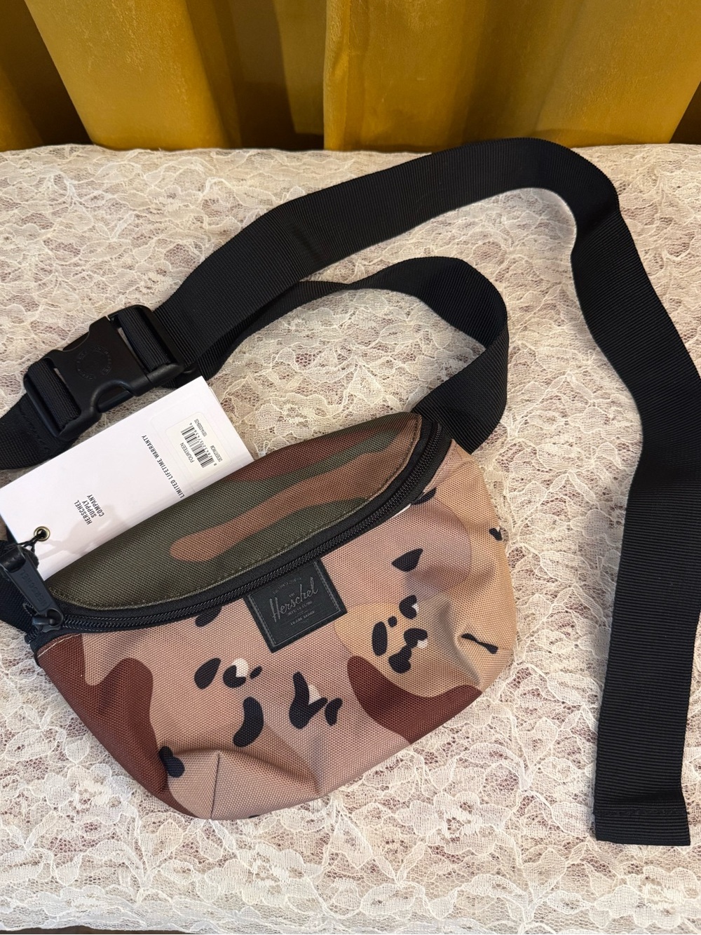 🌳NWT Herschel Camo Waist Bag - Brown/Green🌳